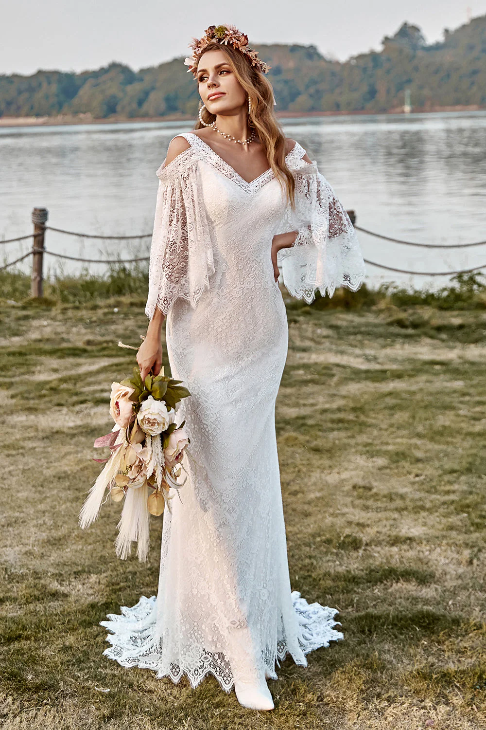 Dentelle Ivoire Épaule Froide Sirène Cape Manches Boho Robe de mariée - Image 4