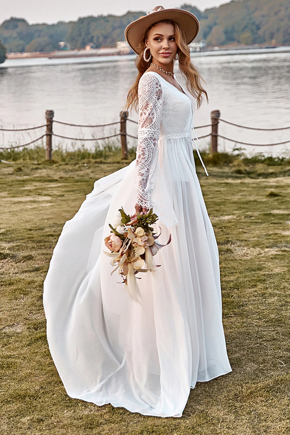 Dentelle Ivoire Mousseline de Soie Trompette Manche Boho Robe de mariée - Image 3