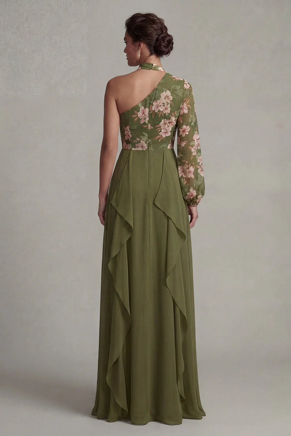 Dos dos du fleur à une épaule en eucalyptus Une robe à volants de la mère de la mariée - Image 2