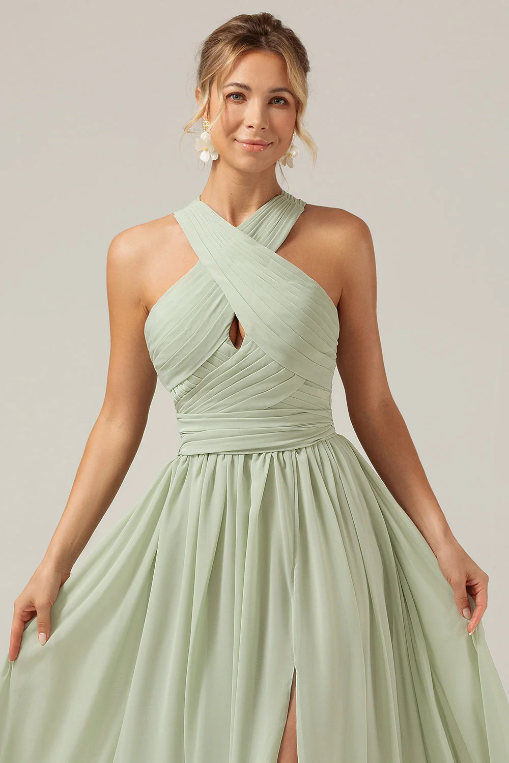 Robe de demoiselle d'honneur longue en mousseline de soie sauge poussiéreuse style bohème avec dos boutonné - Image 6