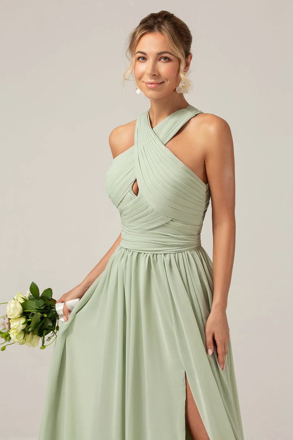 Robe de demoiselle d'honneur longue en mousseline de soie sauge poussiéreuse style bohème avec dos boutonné - Image 8
