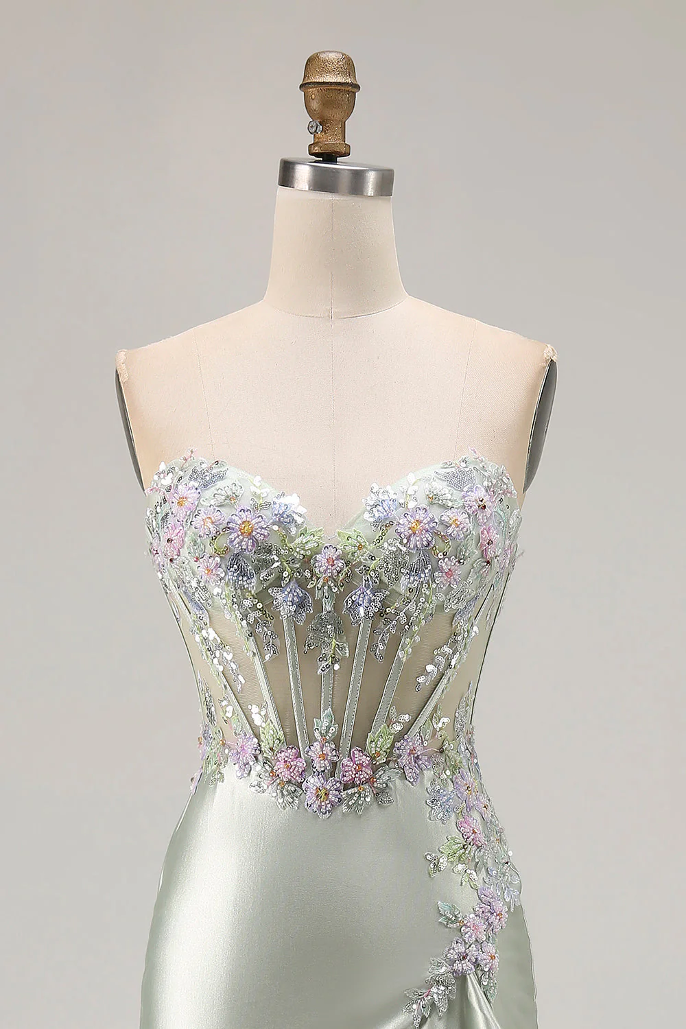 Robe de soirée sirène longue vert sauge corset à cœur appliquée à sequins avec fente à volants - Image 6