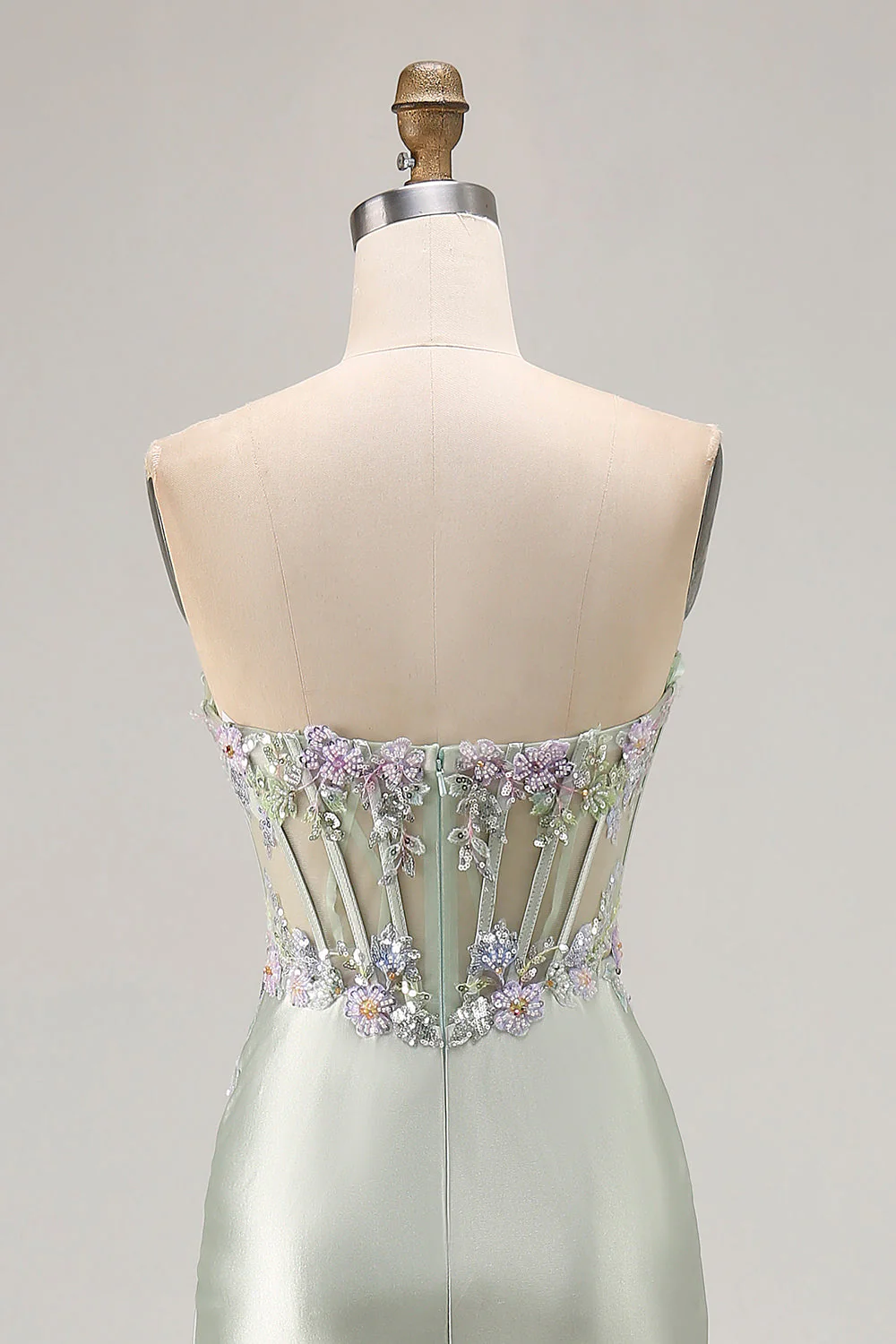 Robe de soirée sirène longue vert sauge corset à cœur appliquée à sequins avec fente à volants - Image 7