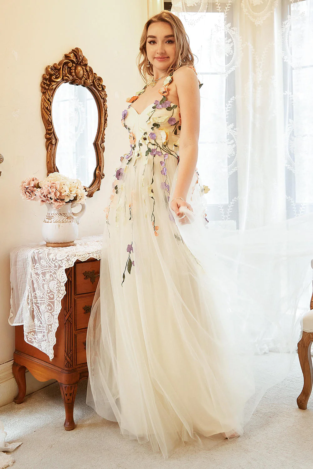 Élégante Robe de bal A Line Champagne Plus Taille avec Appliques - Image 6