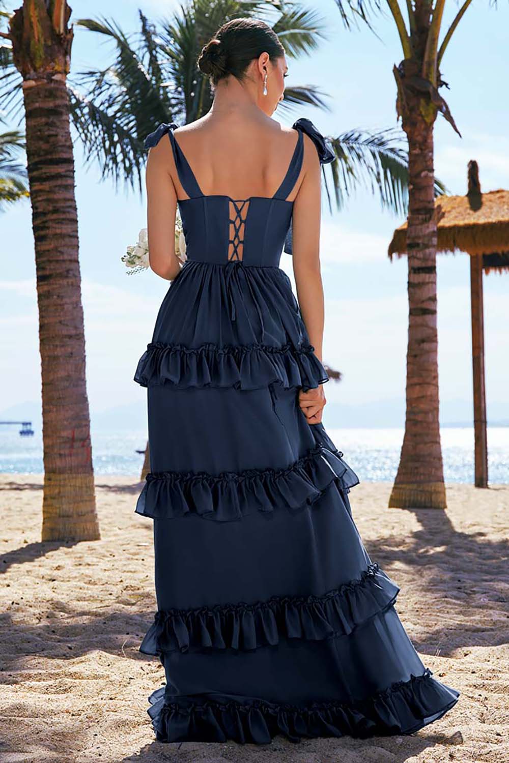 Robe longue de demoiselle d’honneur en mousseline de soie eucalyptus A ligne à bretelles avec corset noeud papillon et volants avec fente - Image 16