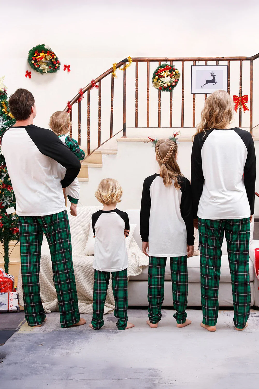 Famille à carreaux verts Joyeux ensembles de pyjama de Noël - Image 9