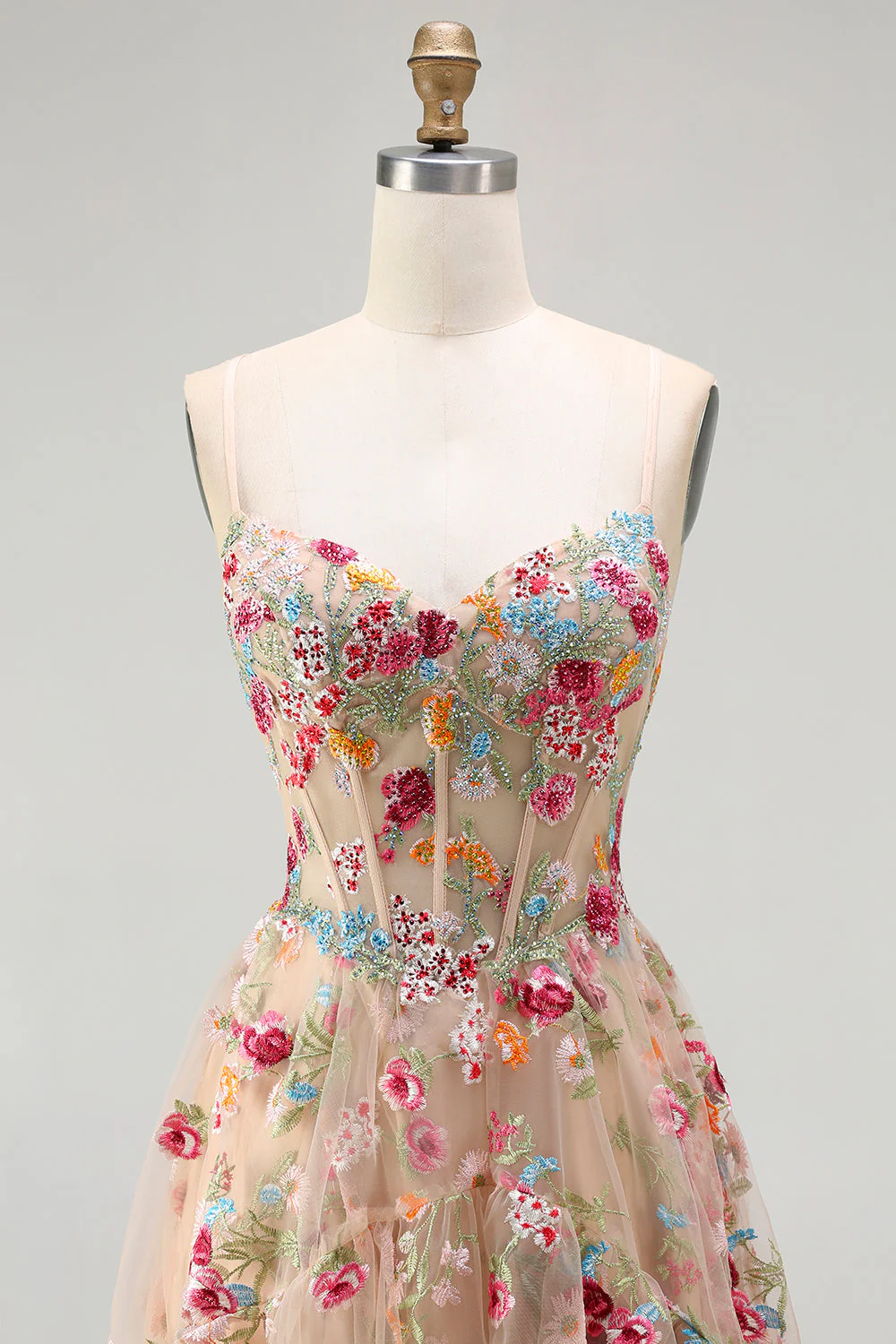 Robe de Soirée longue champagne bustier à volants avec fente - Image 6