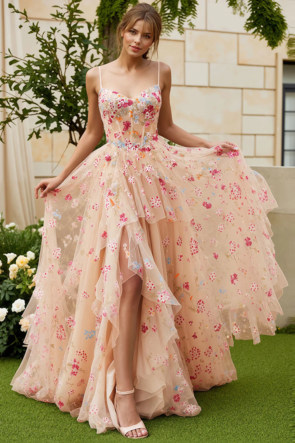 Fleur de champagne Corset à volants Une longue robe de bal avec fente