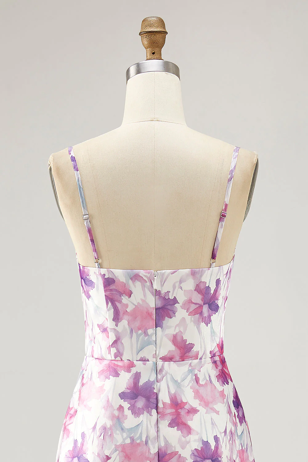 Floral violet A ligne spaghetti bretelles Robe d’invitée de mariage imprimée - Image 5