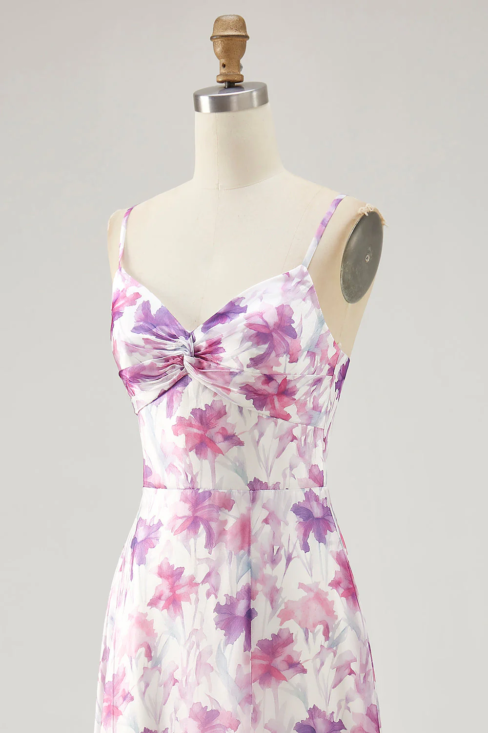 Floral violet A ligne spaghetti bretelles Robe d’invitée de mariage imprimée - Image 6