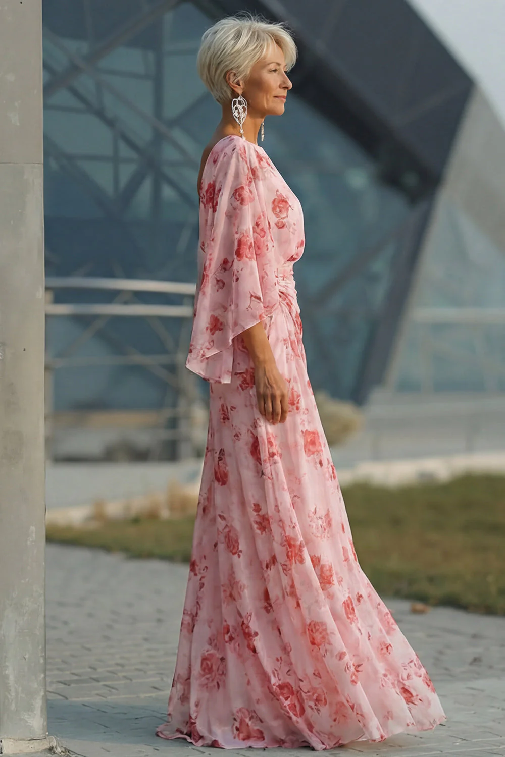 Robe de mère de la mariée en chiffon fleuri rose poussiéreuse avec manches évasées - Image 5
