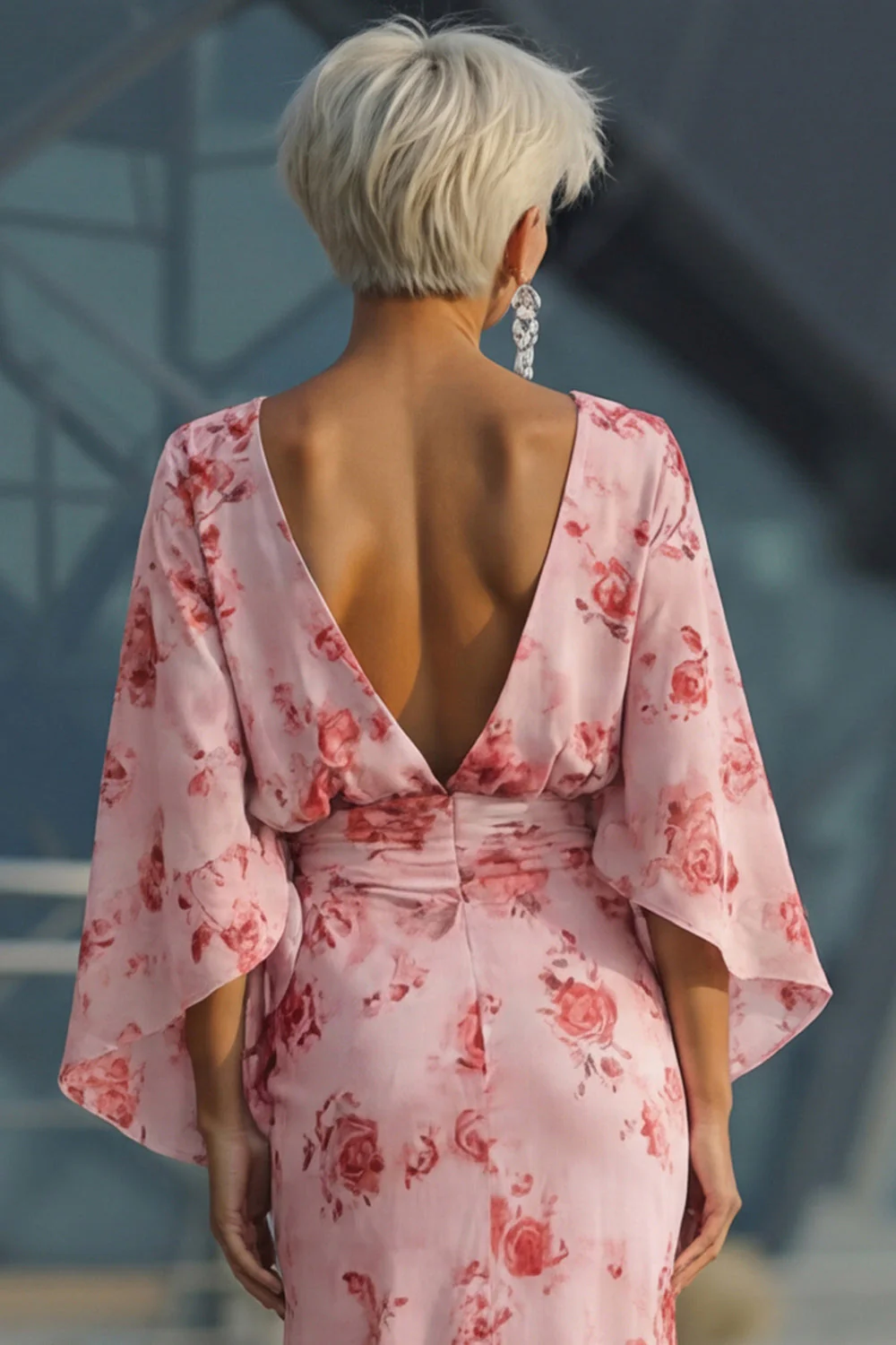 Robe de mère de la mariée en chiffon fleuri rose poussiéreuse avec manches évasées - Image 3
