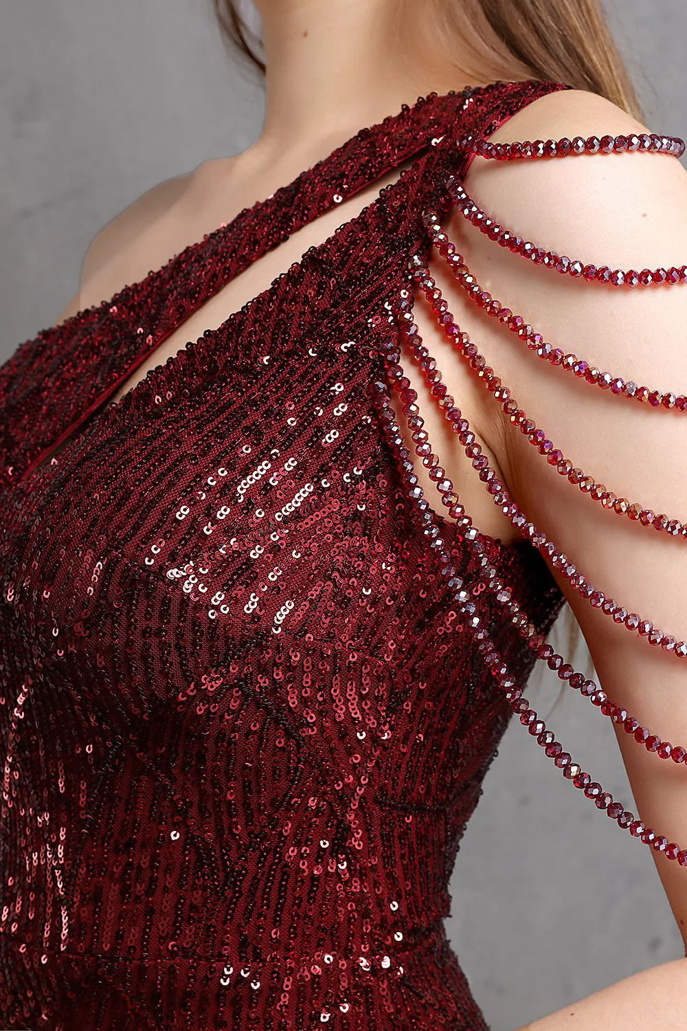 Robes de bal sirène dorées à une épaule à paillettes - Image 8