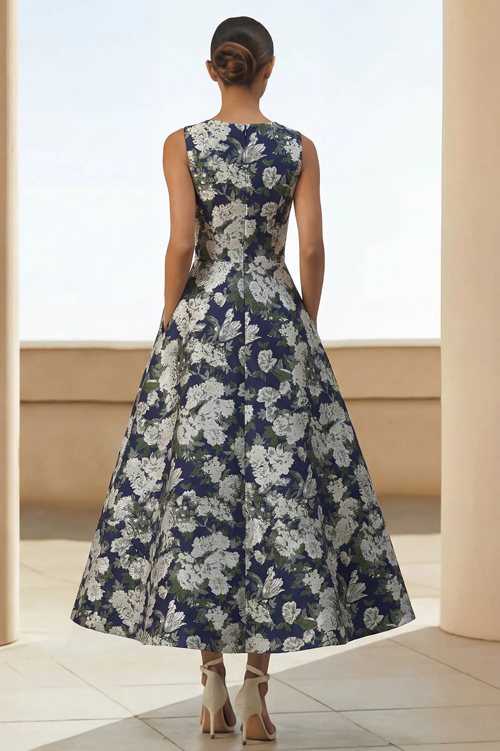 Robe d'invitée de mariage midi marine imprimé floral ligne A avec poches - Image 2