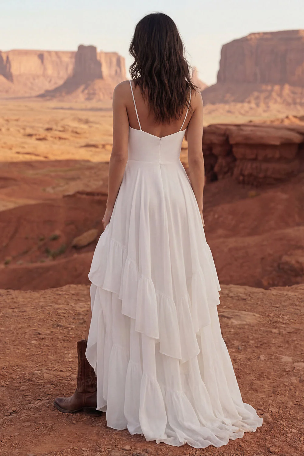Ivoire A Line Longue robe de mariée bohème à volants avec fente - Image 2