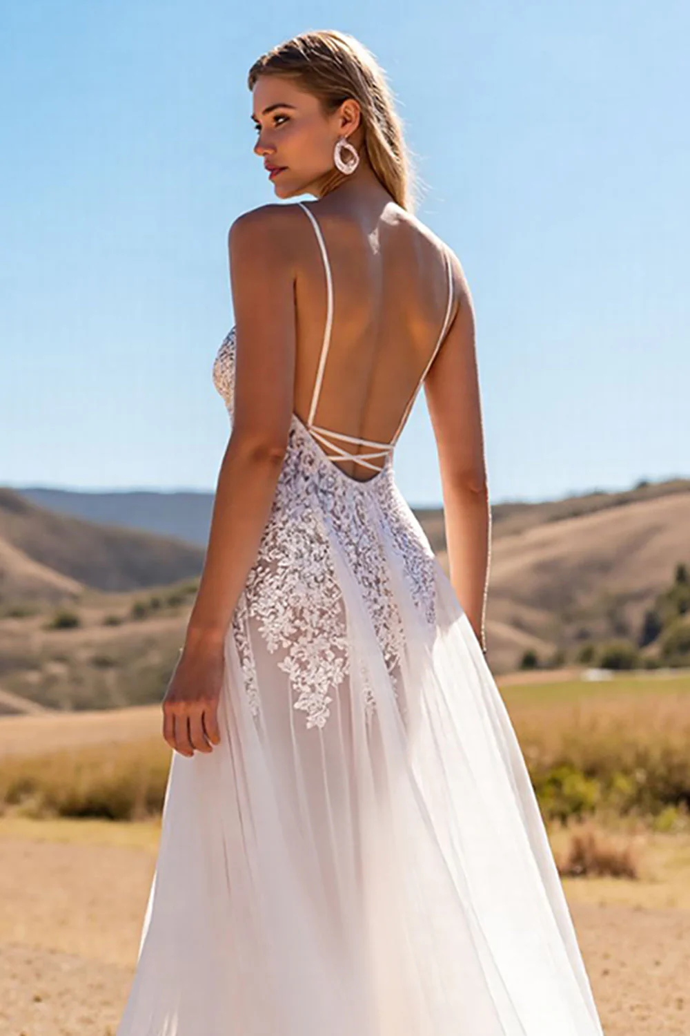 Ivoire appliqué une robe de mariée en ligne avec fente - Image 4