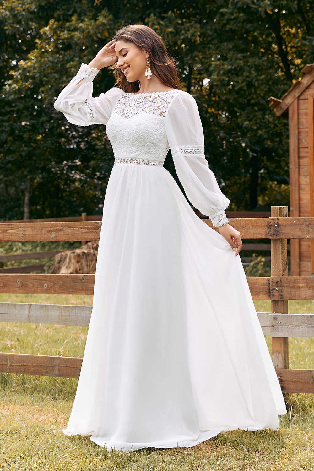 Ivoire Bateau en mousseline de soie longue robe de mariée Boho avec dentelle - Image 3