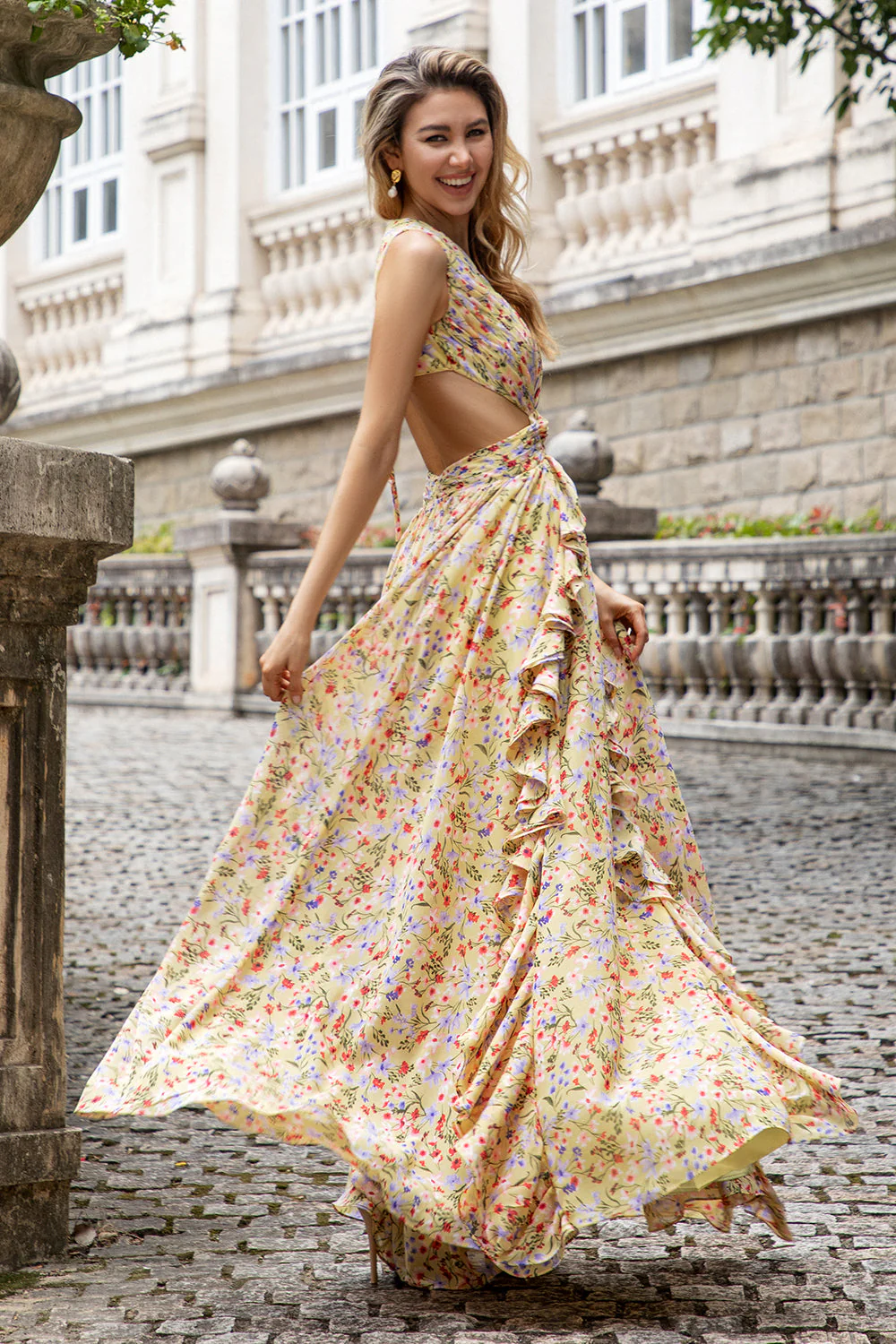 Jaune Petite Fleur Une Ligne Col V Plissé Robe D’invitée De Fête De Mariage Avec Volants - Image 7