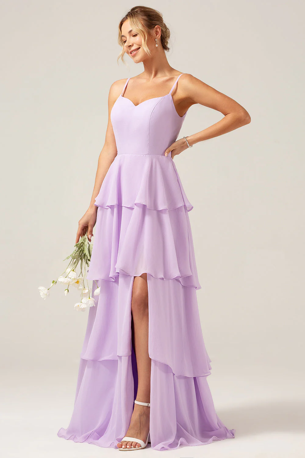 Lilas A Line Spaghetti Bretelles Robe de demoiselle d’honneur en mousseline de soie à plusieurs niveaux avec fente