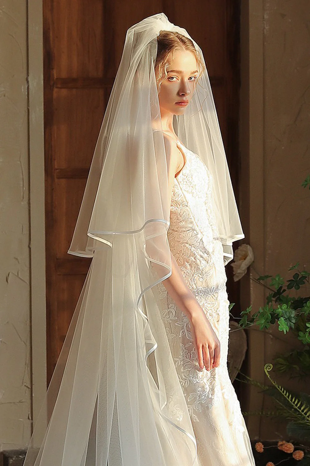 Voile de mariée long en tulle ivoire - Image 4