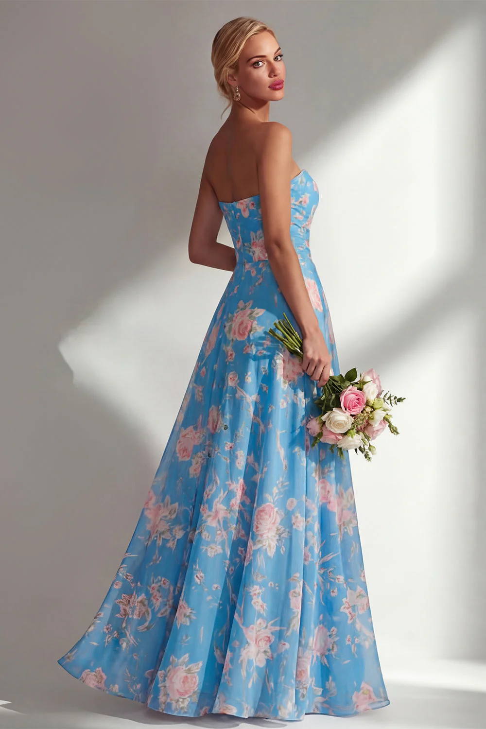 Longue robe de demoiselle d’honneur à motif motif d’une épaule et fleur rose en chiffon - Image 17