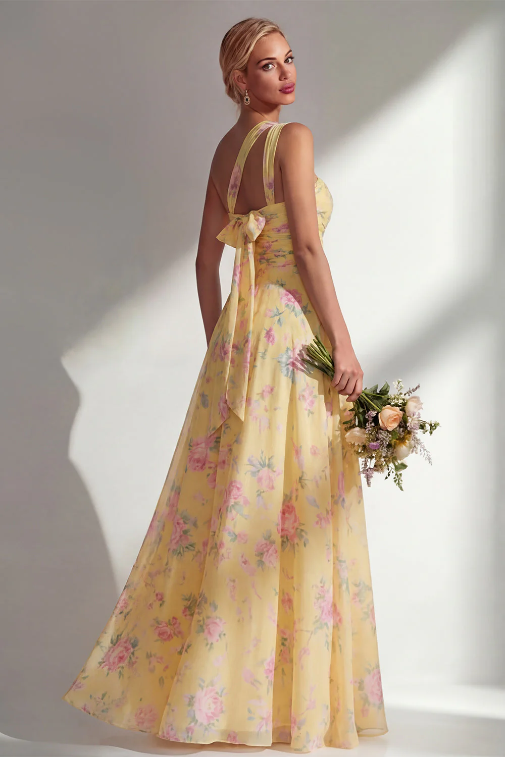 Longue robe de demoiselle d’honneur à motif motif d’une épaule et fleur rose en chiffon - Image 26