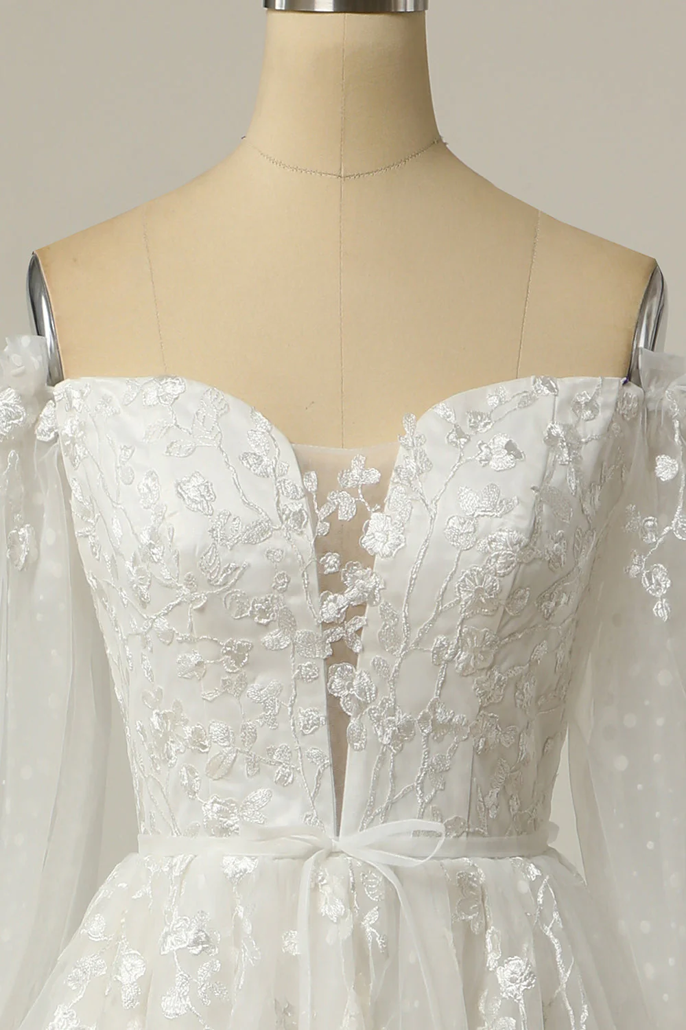 Luxueuse une ligne sur l’épaule Robe de mariée blanche avec appliques - Image 4