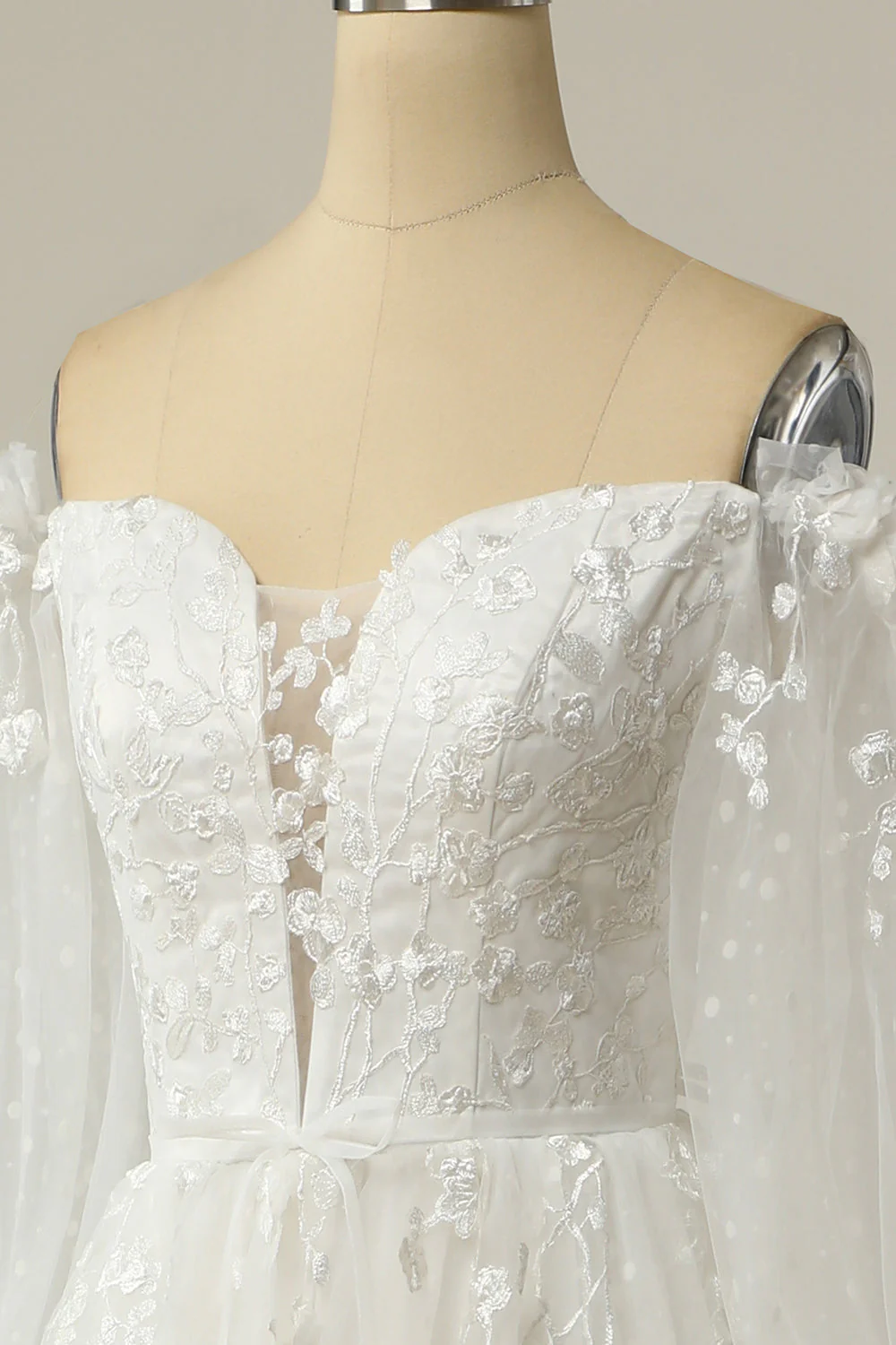Luxueuse une ligne sur l’épaule Robe de mariée blanche avec appliques - Image 5