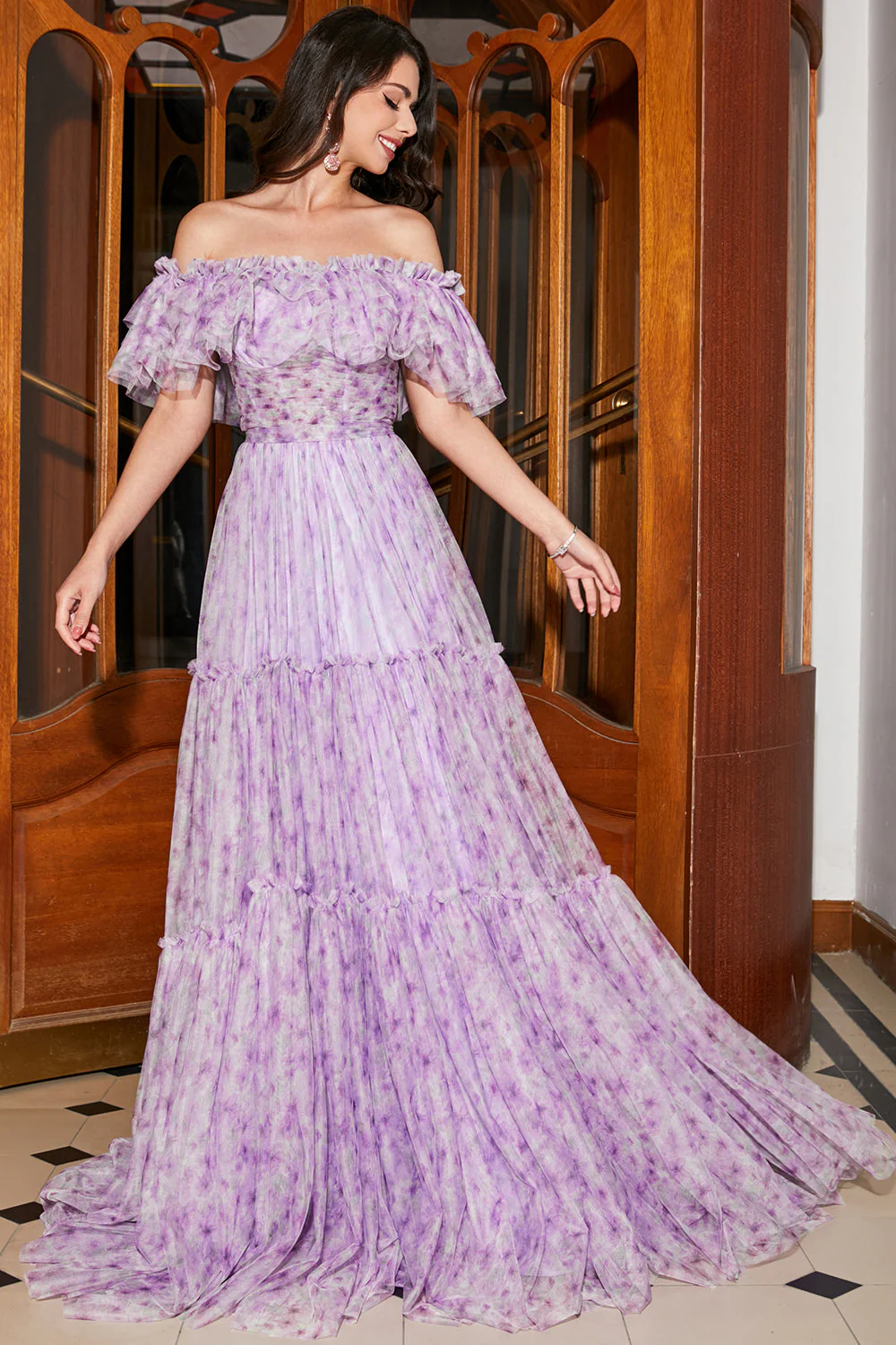 Magnifique une ligne hors de l’épaule lilas Floral longue robe de soirée avec volants - Image 4