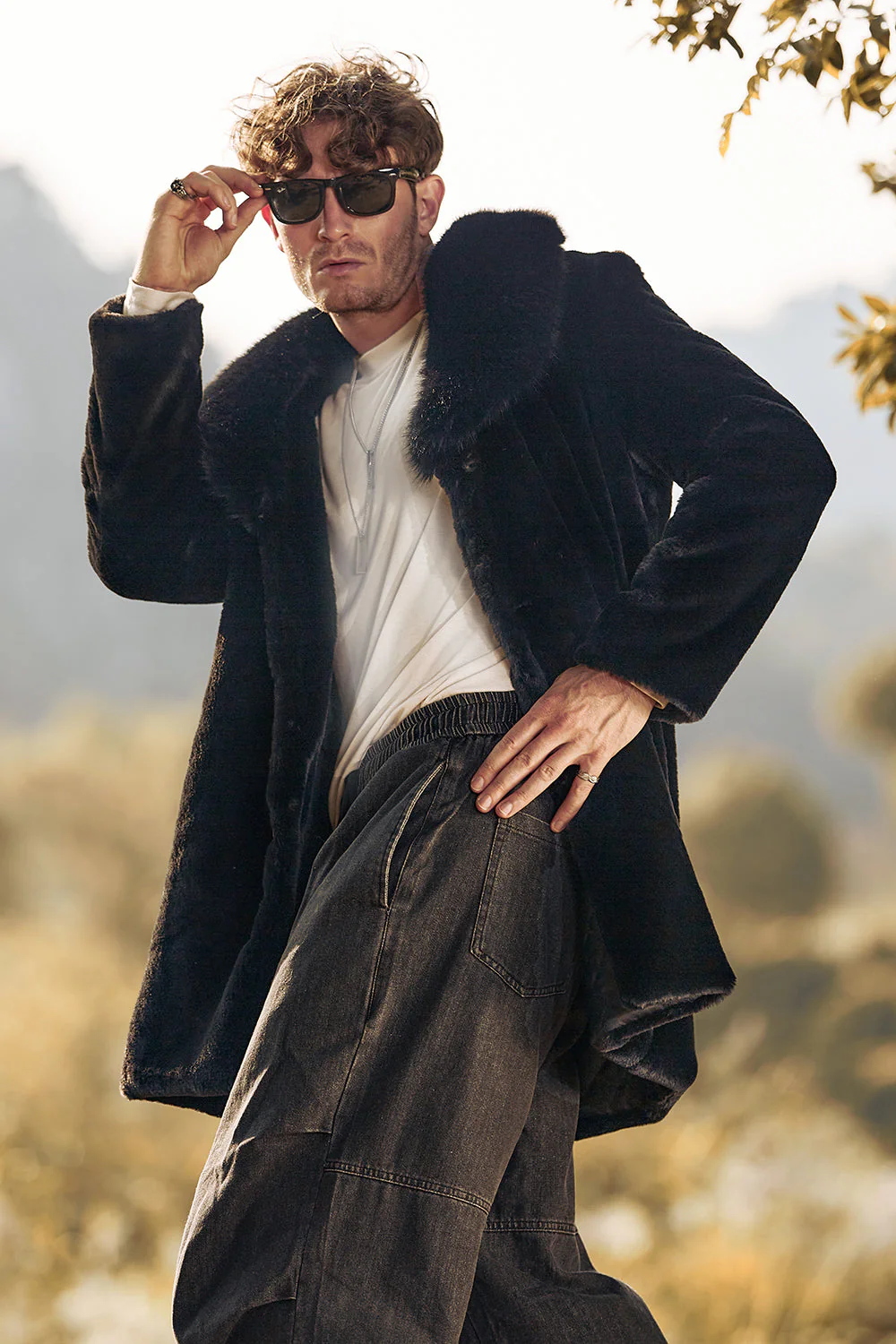 Manteau d’hiver long pour hommes en fausse fourrure de luxe noir à manches longues - Image 3