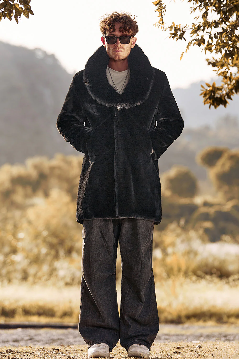 Manteau d’hiver long pour hommes en fausse fourrure de luxe noir à manches longues - Image 4