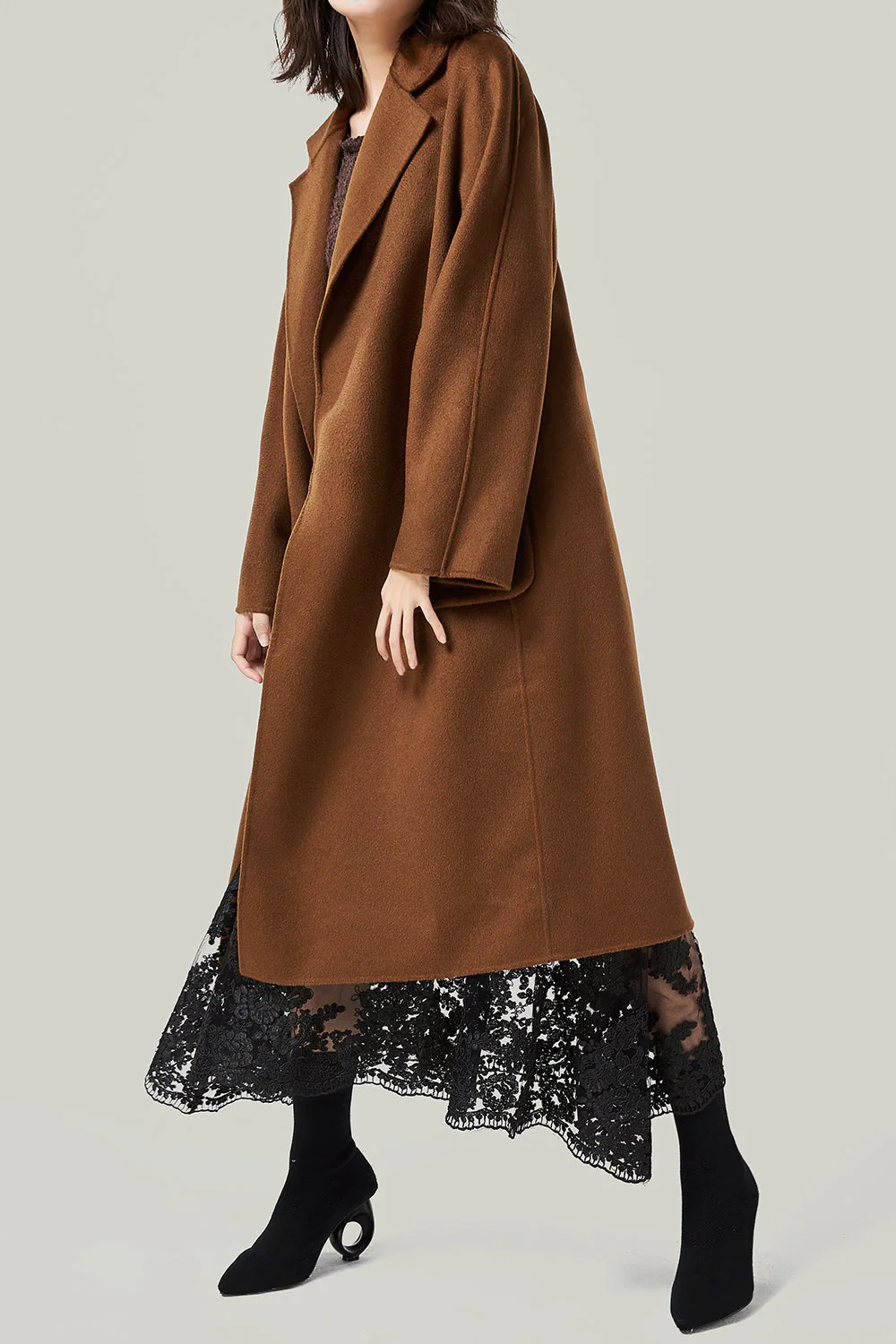 Manteau de laine ceinturé à revers noir avec poches - Image 5