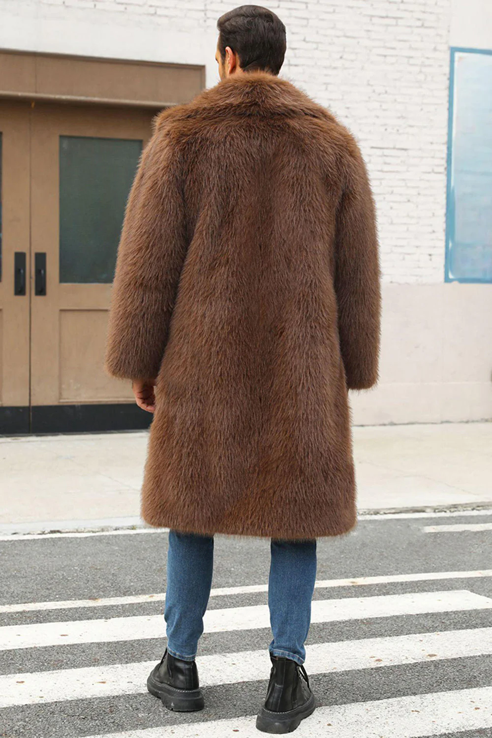 Manteau d’hiver pour homme en fausse fourrure marron à col long - Image 2