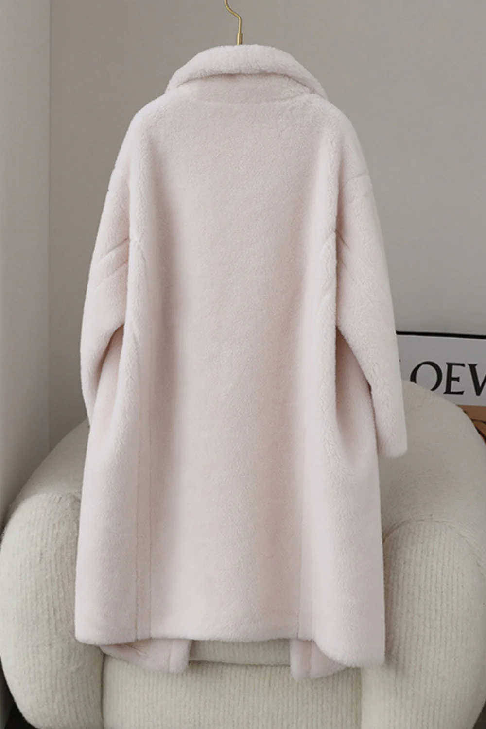 Manteau long en laine teddy marron à revers entonné - Image 9