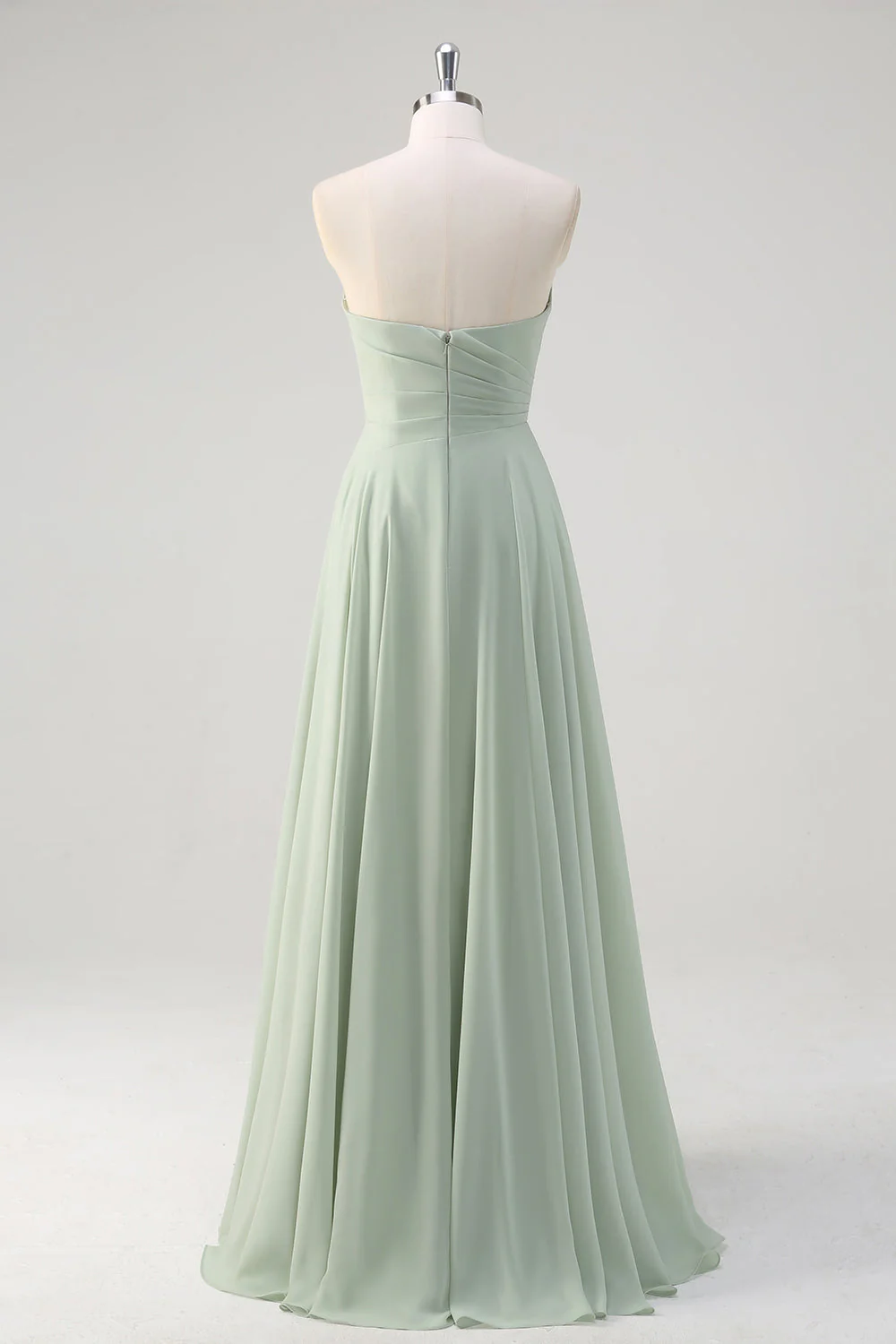 Robe de demoiselle d'honneur longue en mousseline de soie matcha ligne A bustier sans bretelles ruché - Image 2