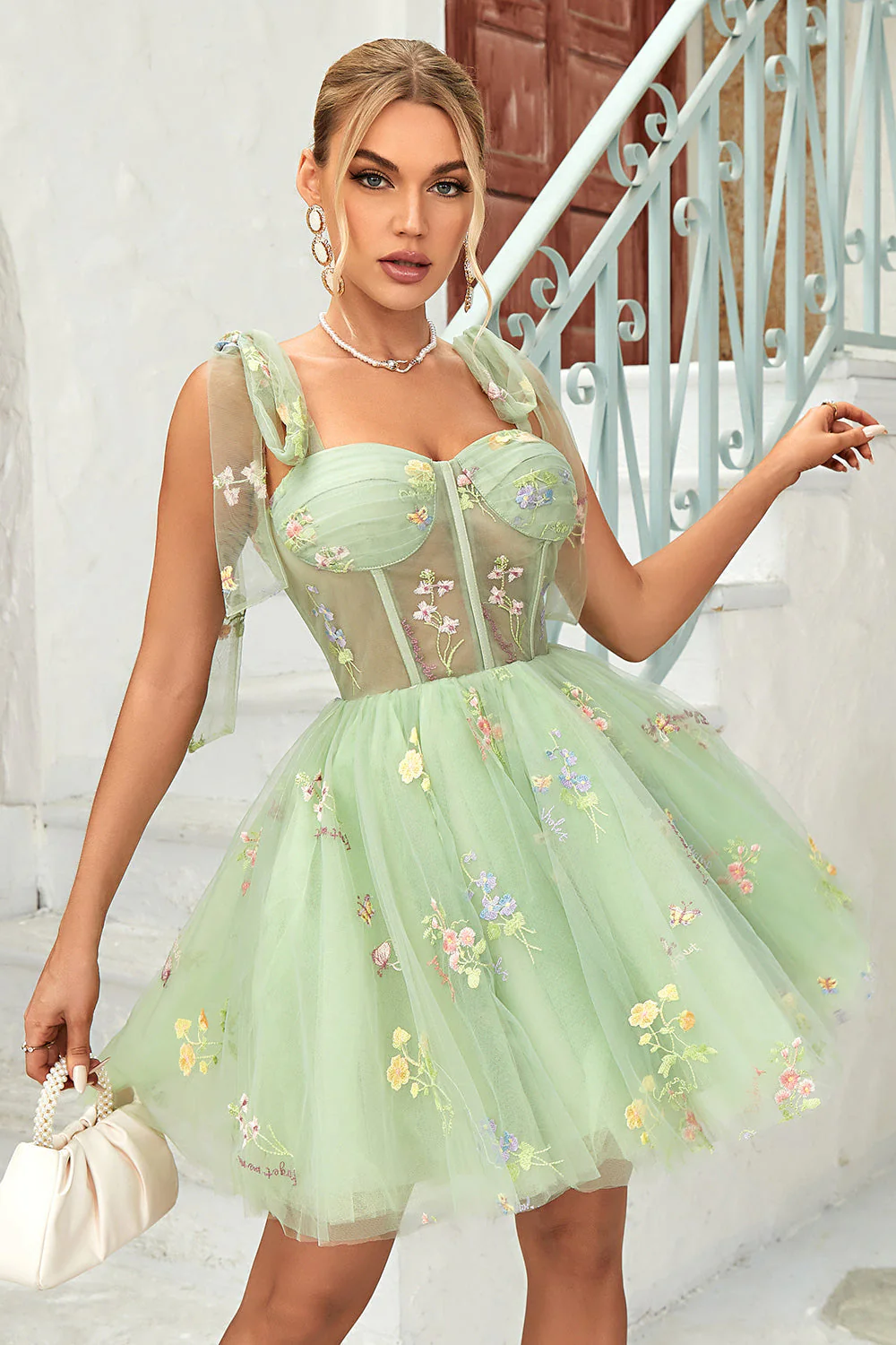 Mignon Bretelles spaghetti ligne A Gris Bleu Robe courte Cocktail avec appliques - Image 10