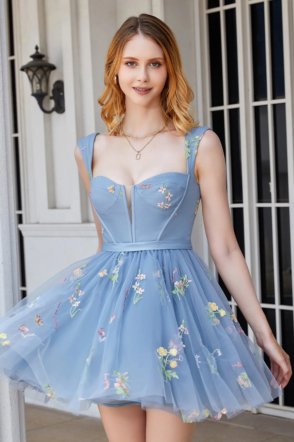 Mignon Une ligne de l’épaule Corset noir Robe de cocktail avec broderie - Image 4