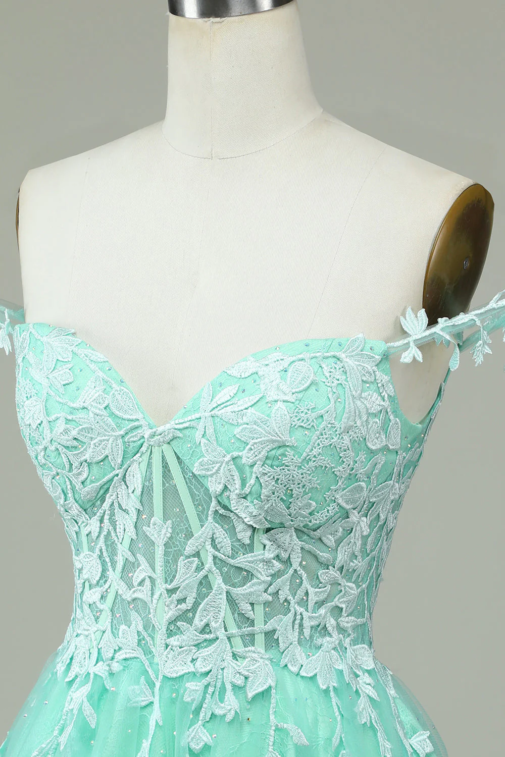 Mignon Une ligne Bretelles Spaghetti Mint Robe courte Cocktail avec appliques - Image 6