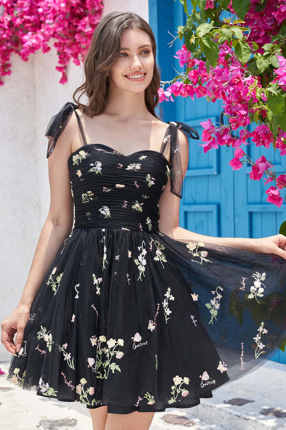 Mignonne A Line Spaghetti Straps Champagne Homecoming Robe avec Broderie - Image 16