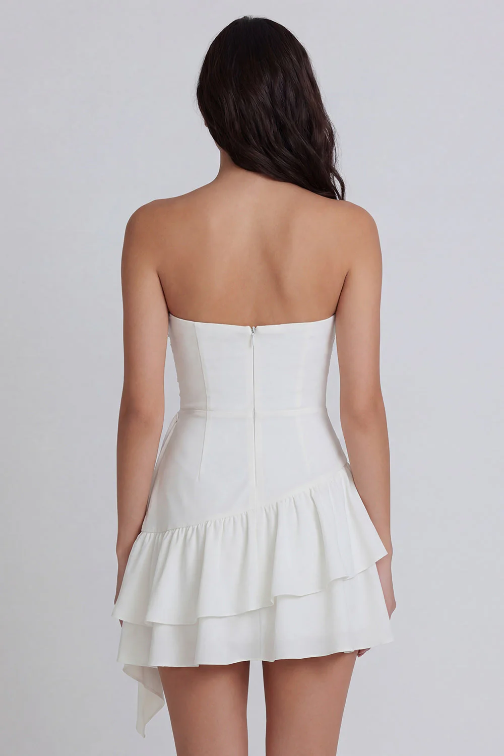Mini-robe A-Line Ivoire Bustier Bustless à fronçages avec volants - Image 2