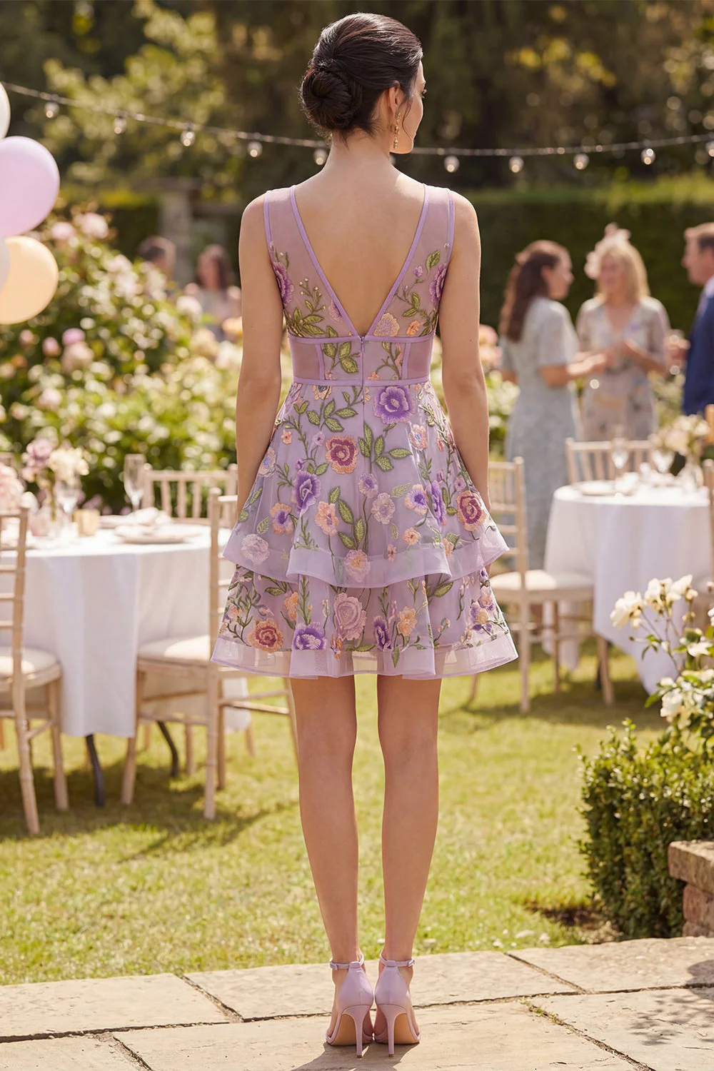 Mini-robe cocktail en vrx brodée en tulle lilas - Image 2