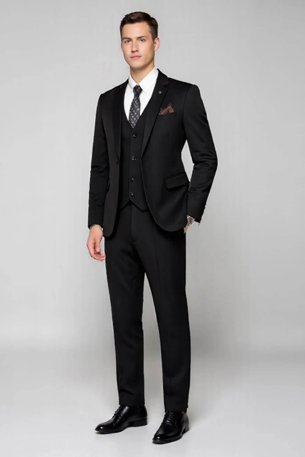 Noir 3 pièces à revers cranté simple boutonnage costume formel pour hommes