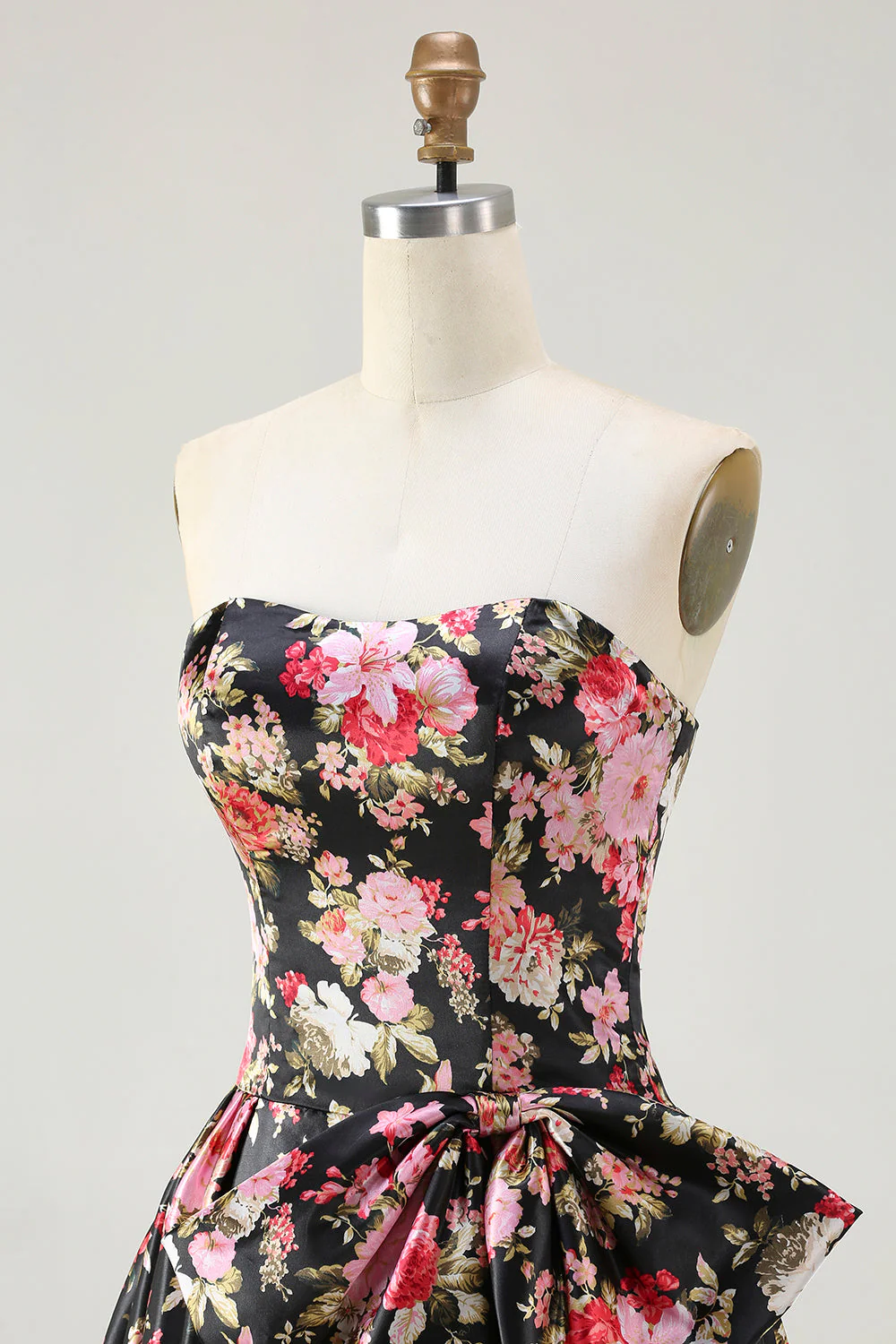 Noir Rose Fleur Une Ligne Sans Bretelles Imprimée Longue Robe De Soirée Avec Noeud - Image 6