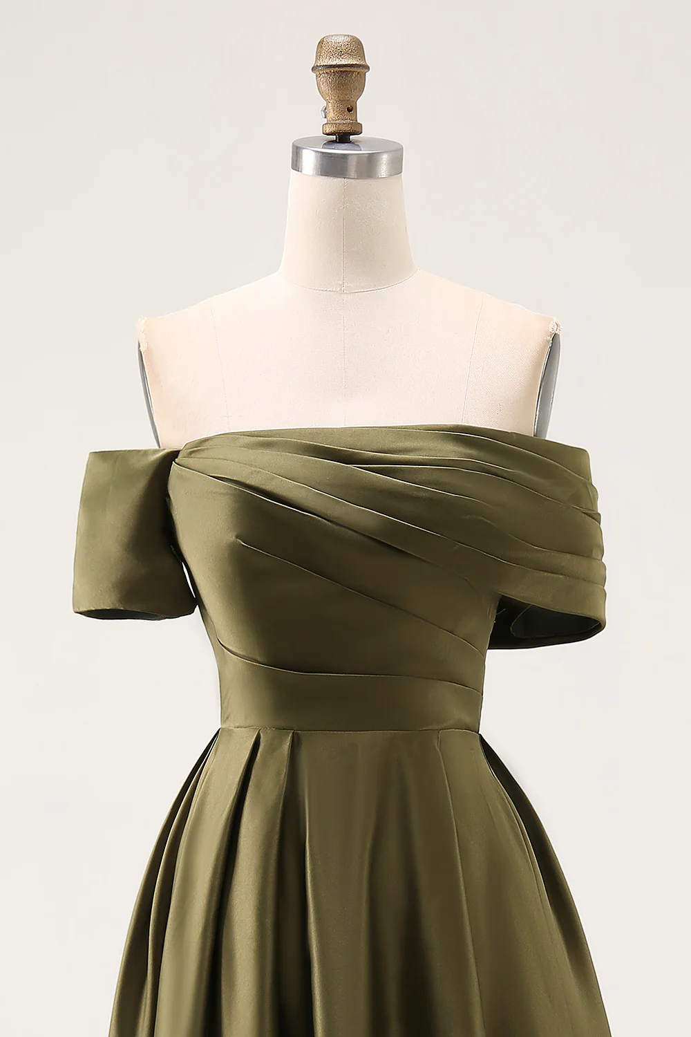 Robe mère de la mariée olive épaules dénudées froncée longueur cheville - Image 6
