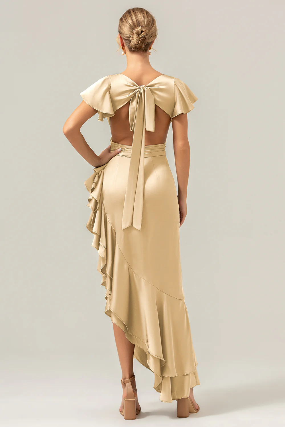 Olive une ligne col en V Robe de demoiselle d’honneur asymétrique en satin avec fente à volants - Image 13
