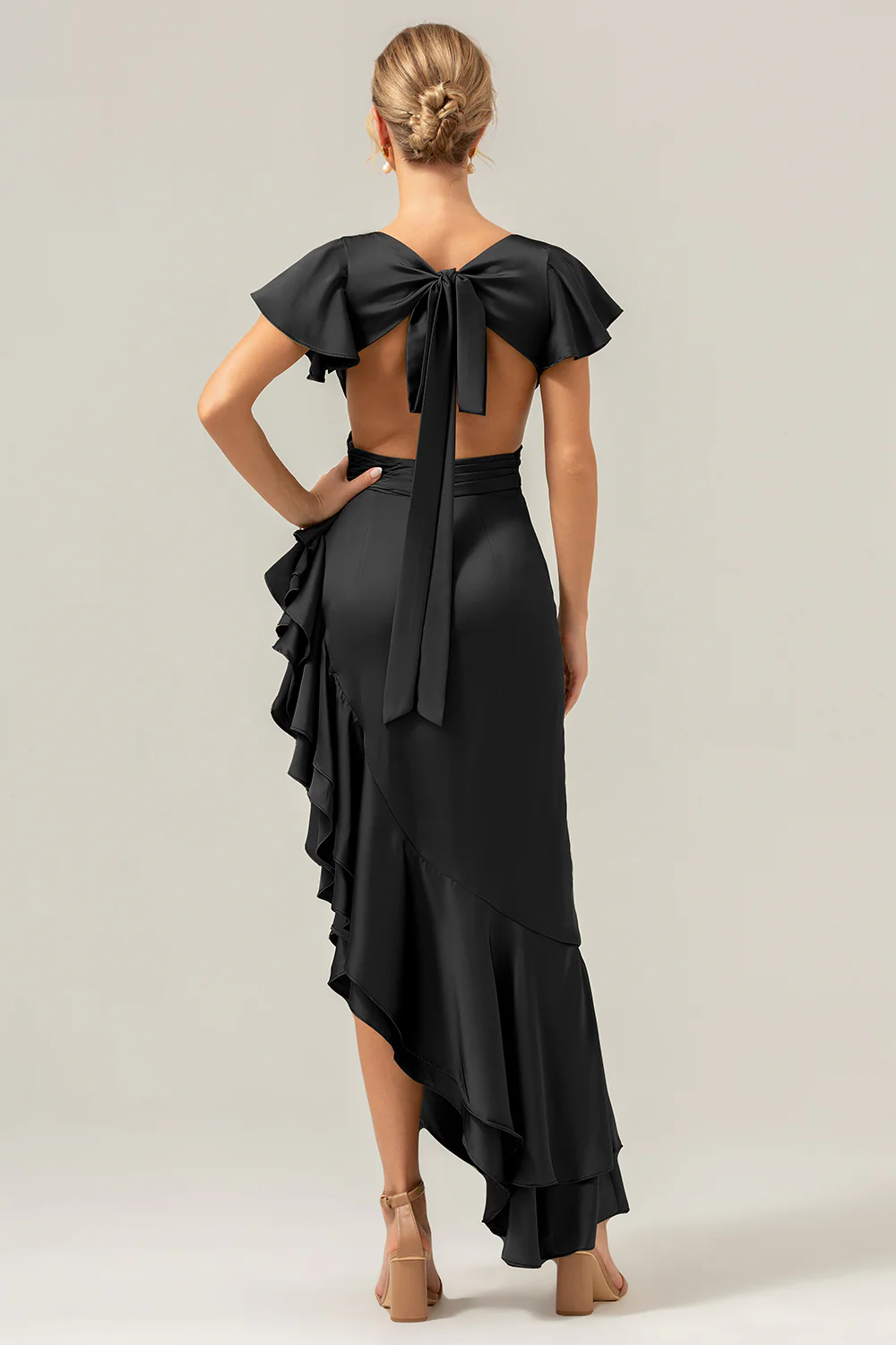 Olive une ligne col en V Robe de demoiselle d’honneur asymétrique en satin avec fente à volants - Image 9