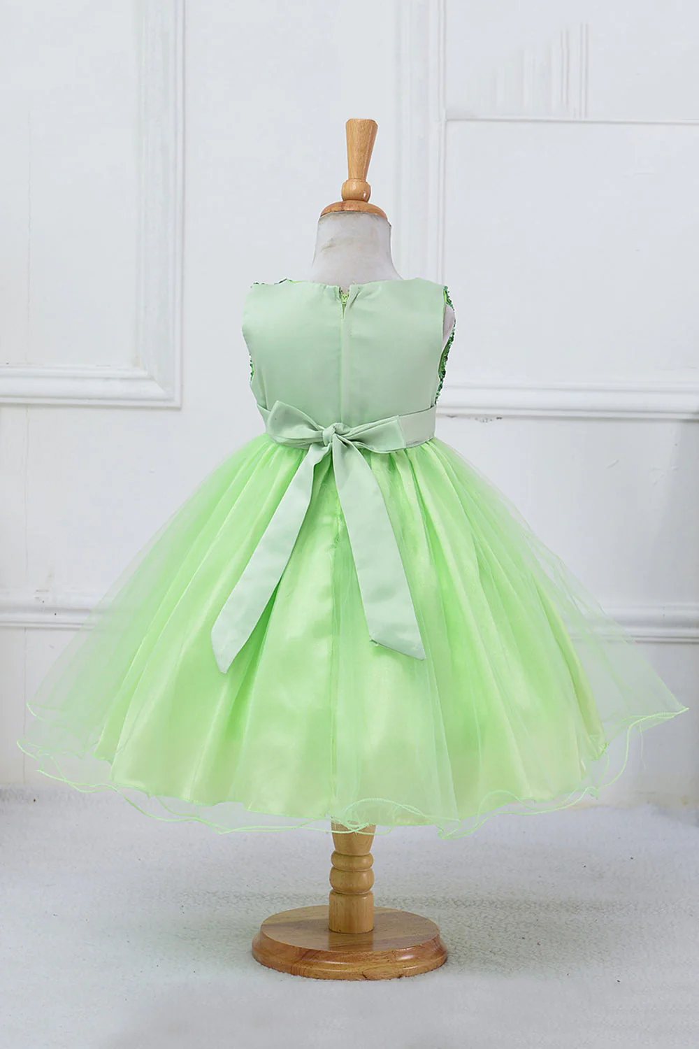 Paillettes Robes blanches sans manches avec nœud papillon - Image 11