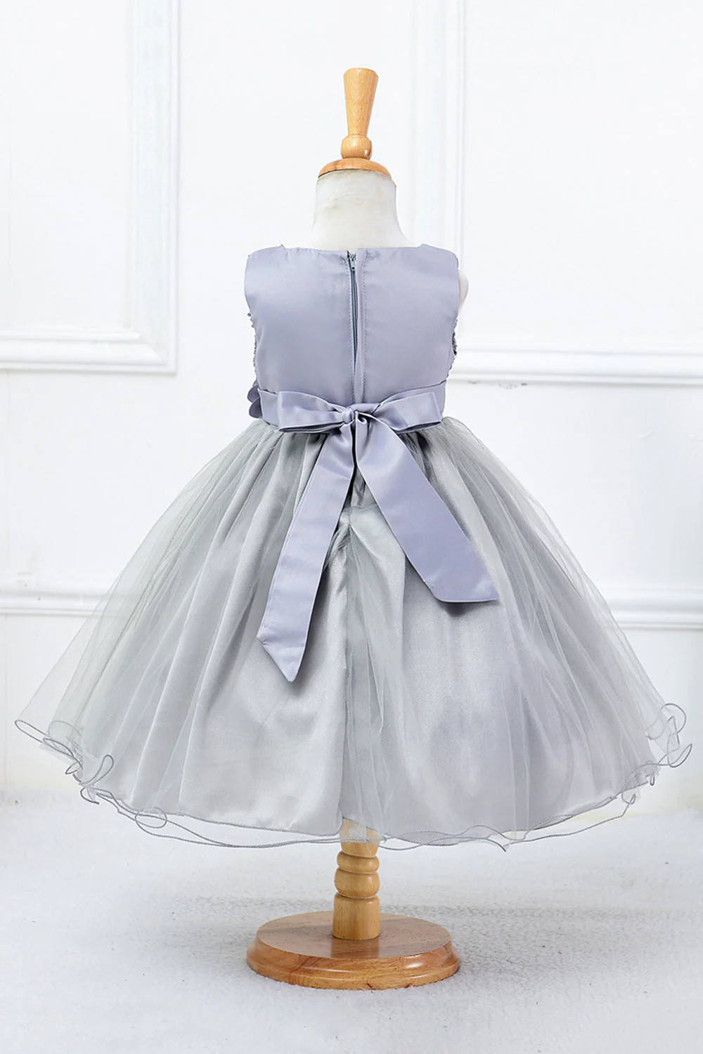 Paillettes Robes blanches sans manches avec nœud papillon - Image 9