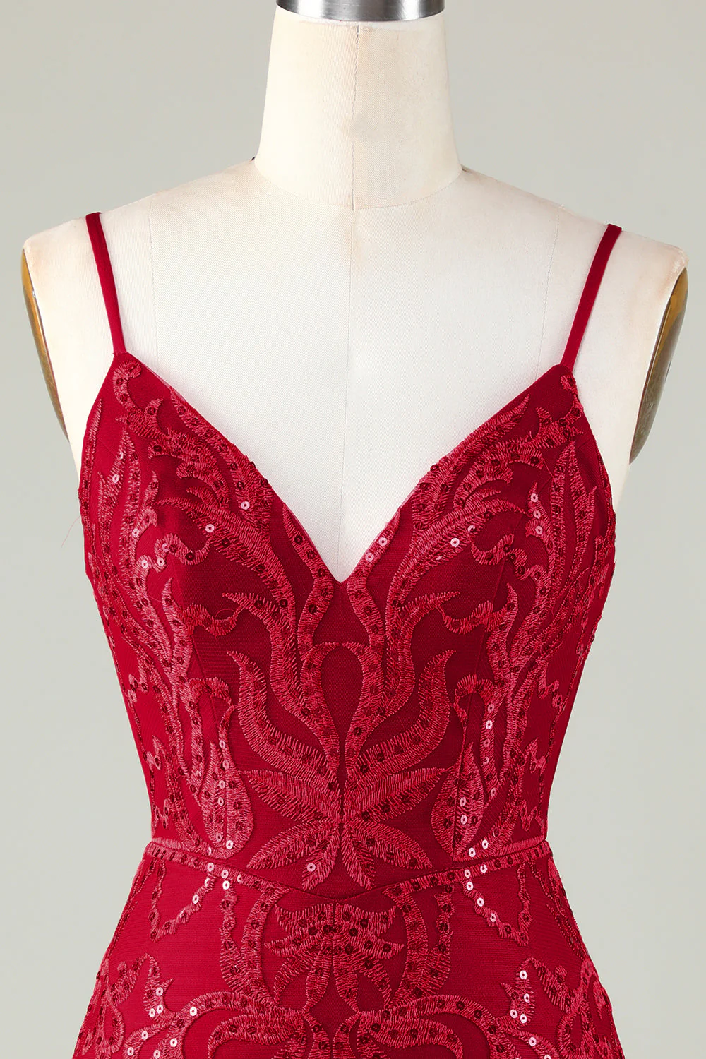 Paillettes rouge foncé étincelantes Robe de cocktail courte moulante à bretelles spaghetti - Image 4