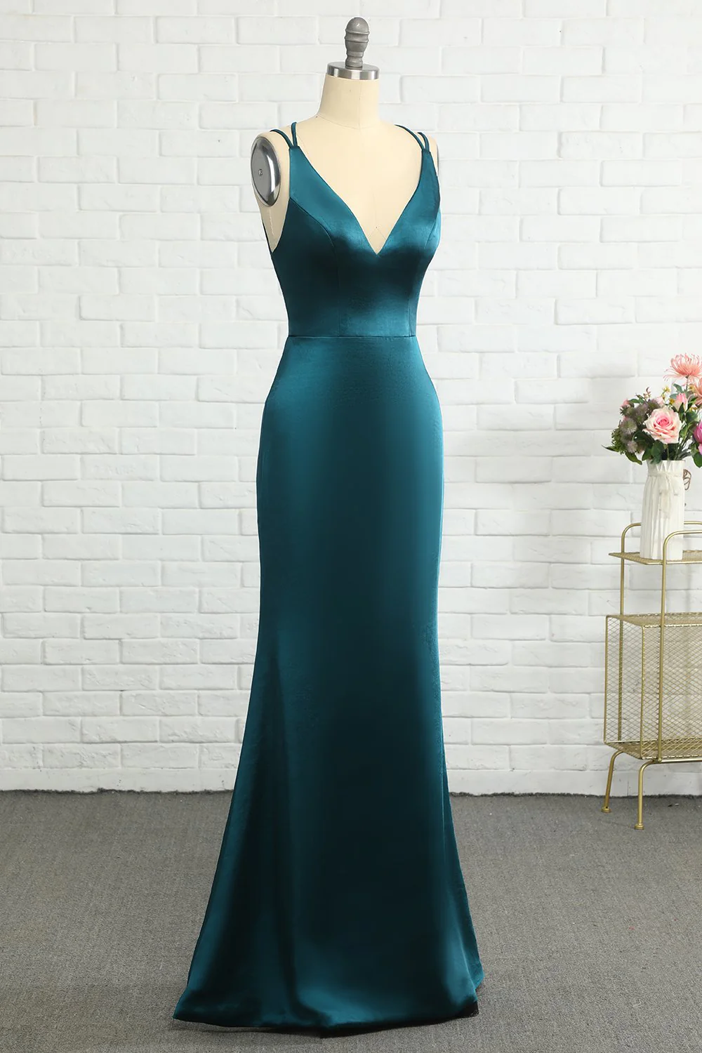 Robe de soirée sirène longue bleu paon dos nu - Image 5
